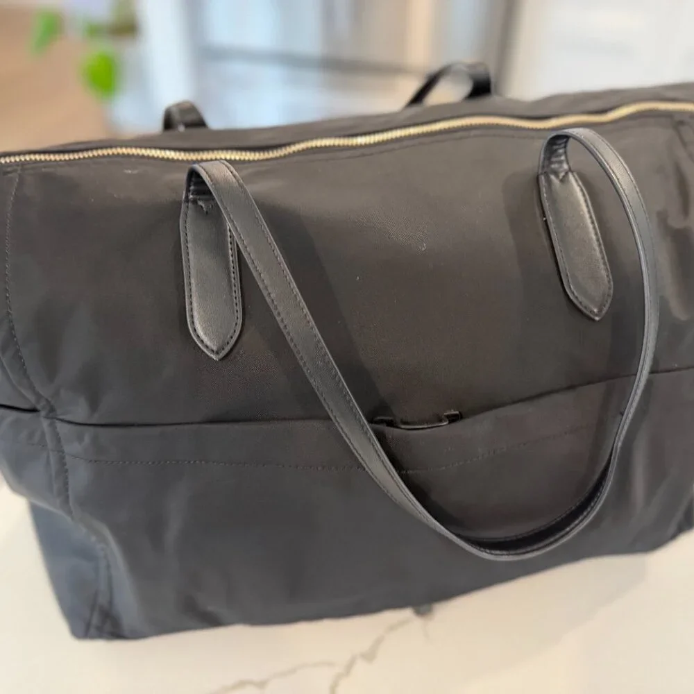 Kate Spade Chelsea weekender bag, black And Two Travel Makeup Cases Bundle - Picture 7 of 14